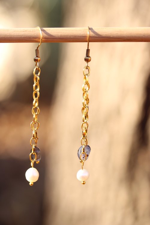 Elegant Fluorite and Pearl Chain Drop Earrings - Inspired by Roman and Byzantine Jewelry - Modern Witchy Vibes