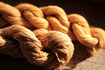 Pale Ginger Iron-Dyed Wool Thread for Weaving and Embroidery